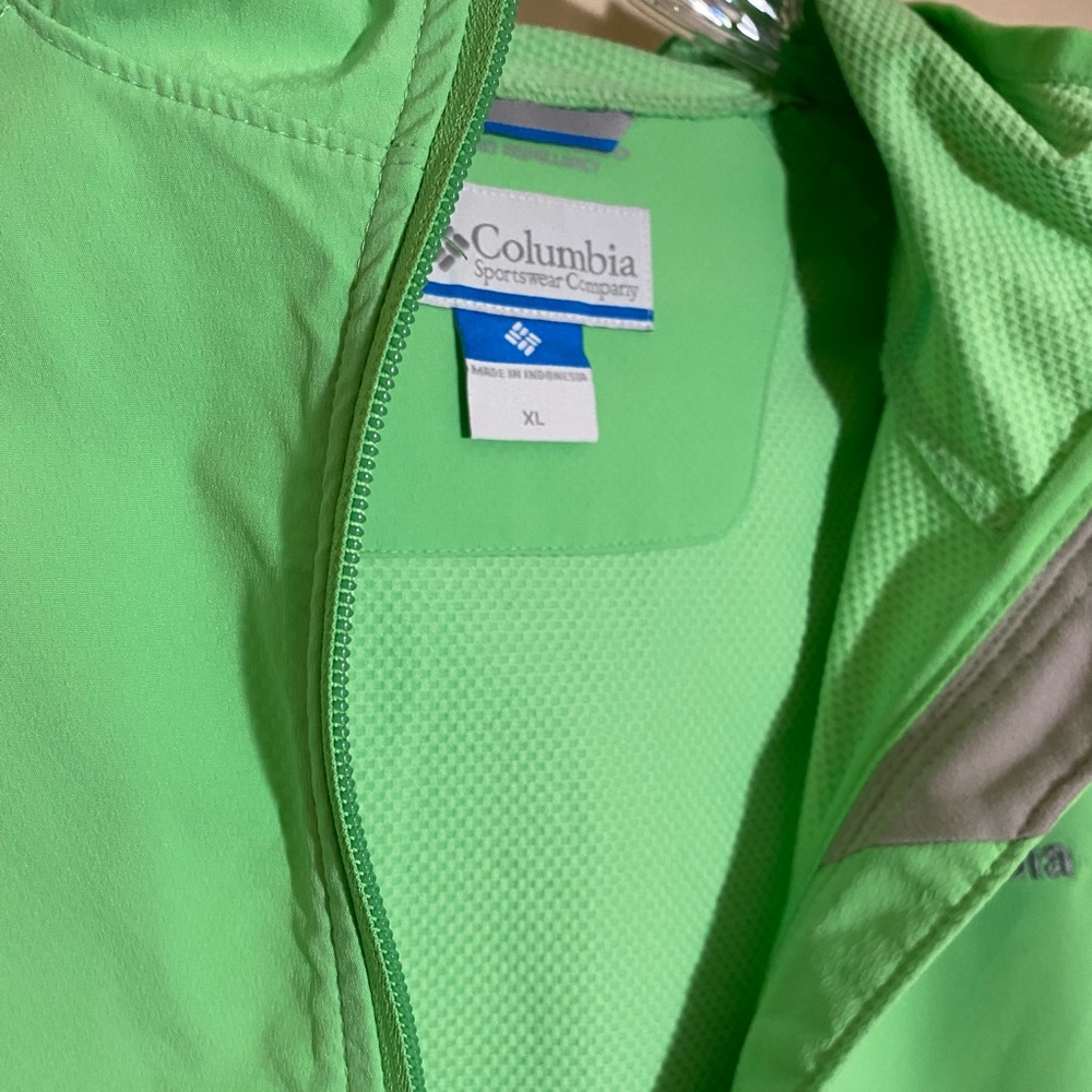 Immaculate Condition Columbia Jacket, Perfect For… - image 3